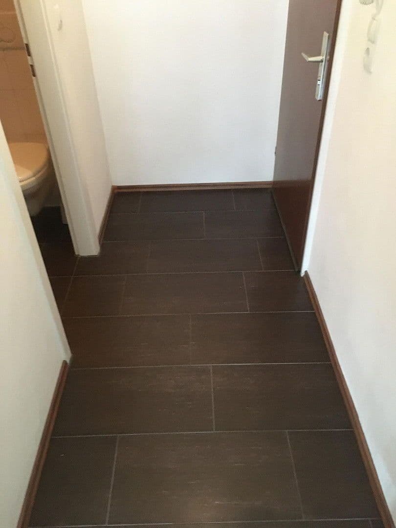 Pronájem bytu 1+1 38 m², Fürst-Äbtissinnen Str.4, Bad Breisig, Porýní-Falc Pronájem bytu 1+1 38 m², Fürst-Äbtissinnen Str.4, Bad Breisig, Porýní-Falc