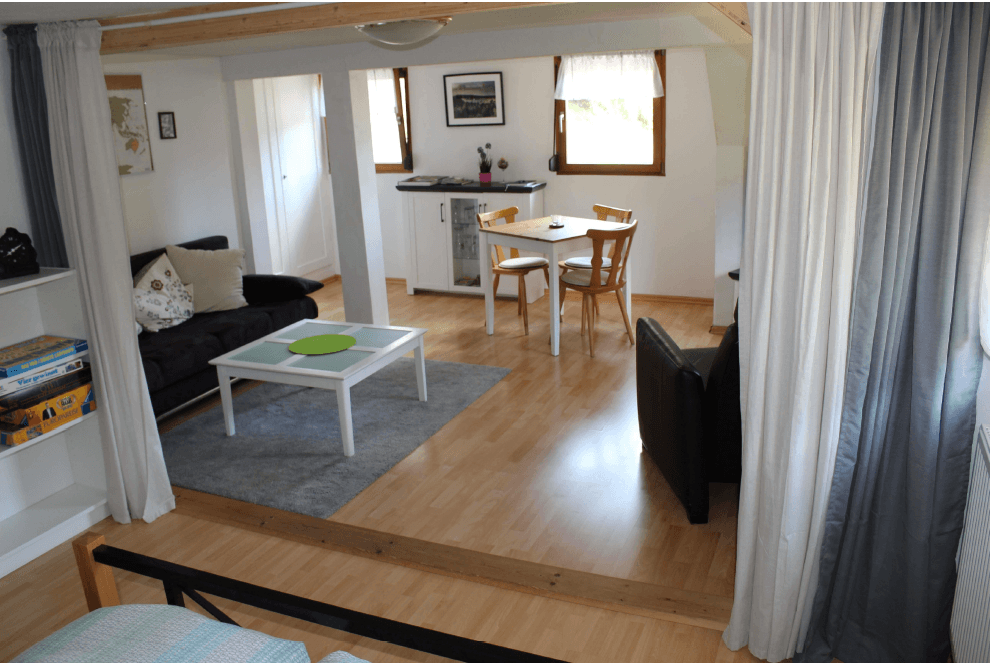 Prodej domu 186 m², pozemek 12.000 m², Gütenbach, Bádensko-Württembersko Prodej domu 186 m², pozemek 12.000 m², Gütenbach, Bádensko-Württembersko