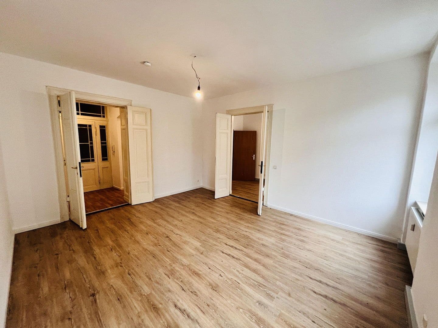 Pronájem bytu 3+1 92 m², Zwingerstraße 18, Halle, Sasko-Anhaltsko Pronájem bytu 3+1 92 m², Zwingerstraße 18, Halle, Sasko-Anhaltsko