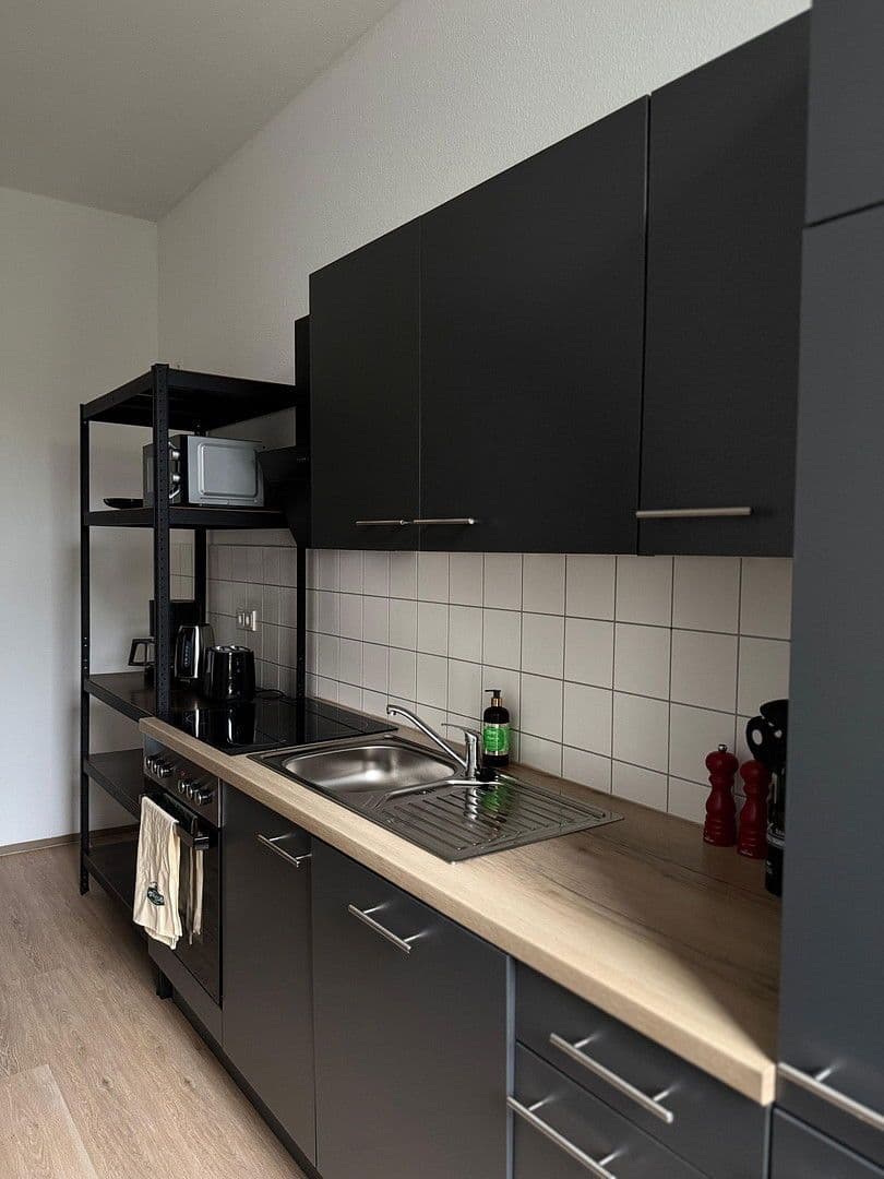Pronájem bytu 3+1 92 m², Zwingerstraße 18, Halle, Sasko-Anhaltsko Pronájem bytu 3+1 92 m², Zwingerstraße 18, Halle, Sasko-Anhaltsko