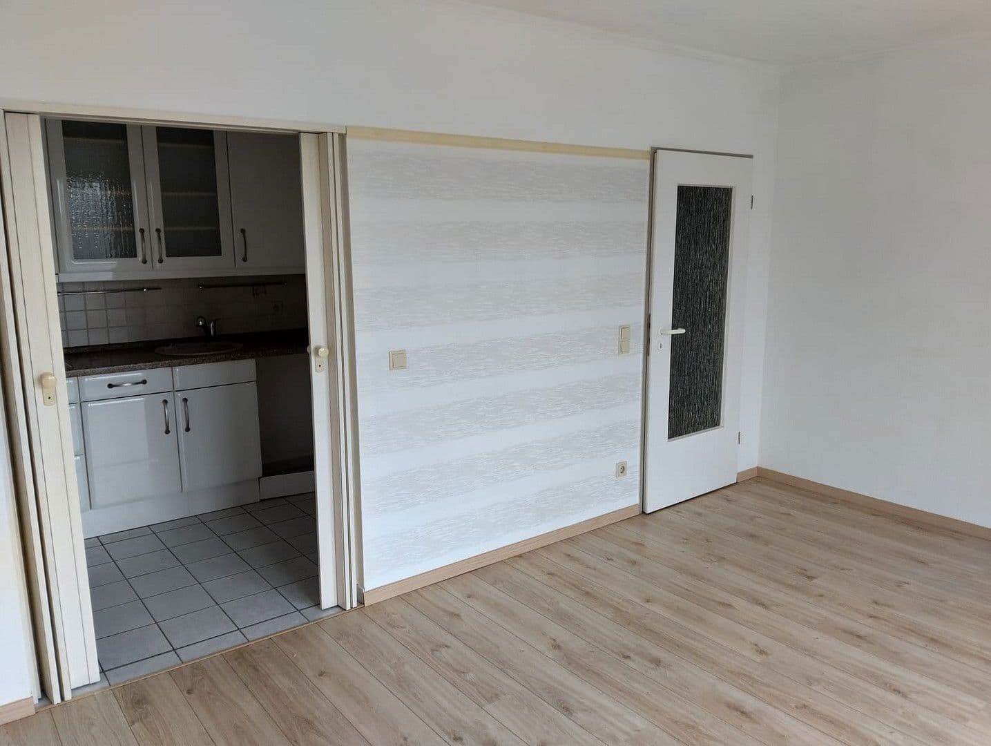 Pronájem bytu 2+1 47 m², Birkenallee 8, Dessau-Roßlau, Sasko-Anhaltsko Pronájem bytu 2+1 47 m², Birkenallee 8, Dessau-Roßlau, Sasko-Anhaltsko