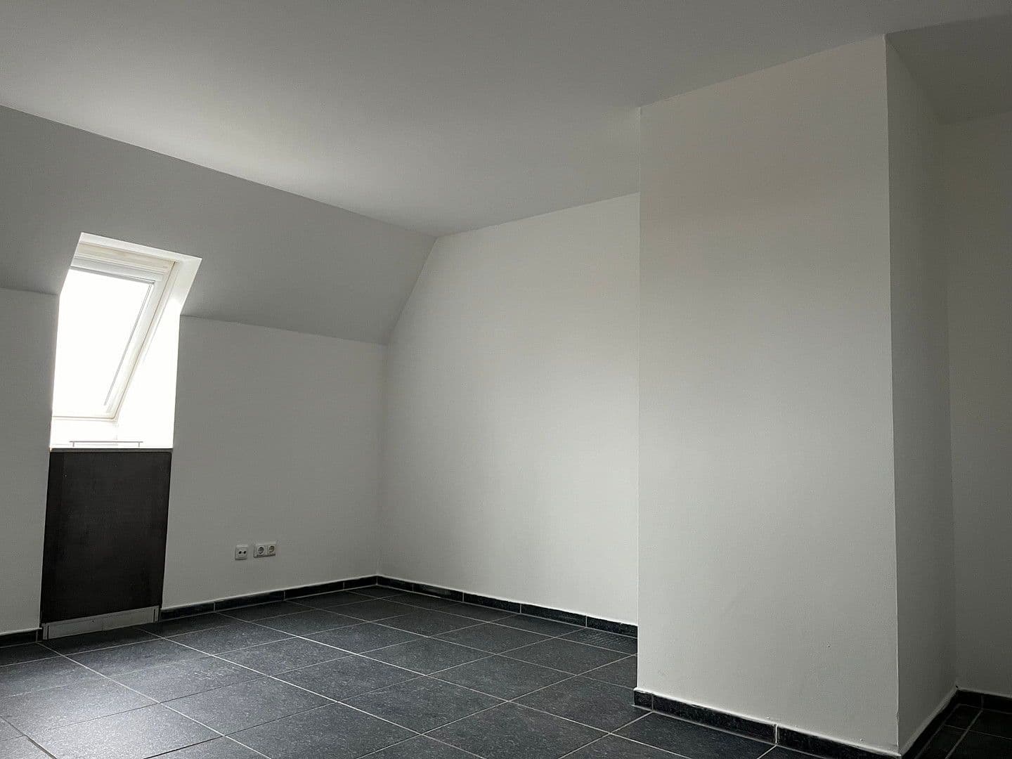 Pronájem bytu 6+1 177 m², Augsburg, Bavorsko Pronájem bytu 6+1 177 m², Augsburg, Bavorsko