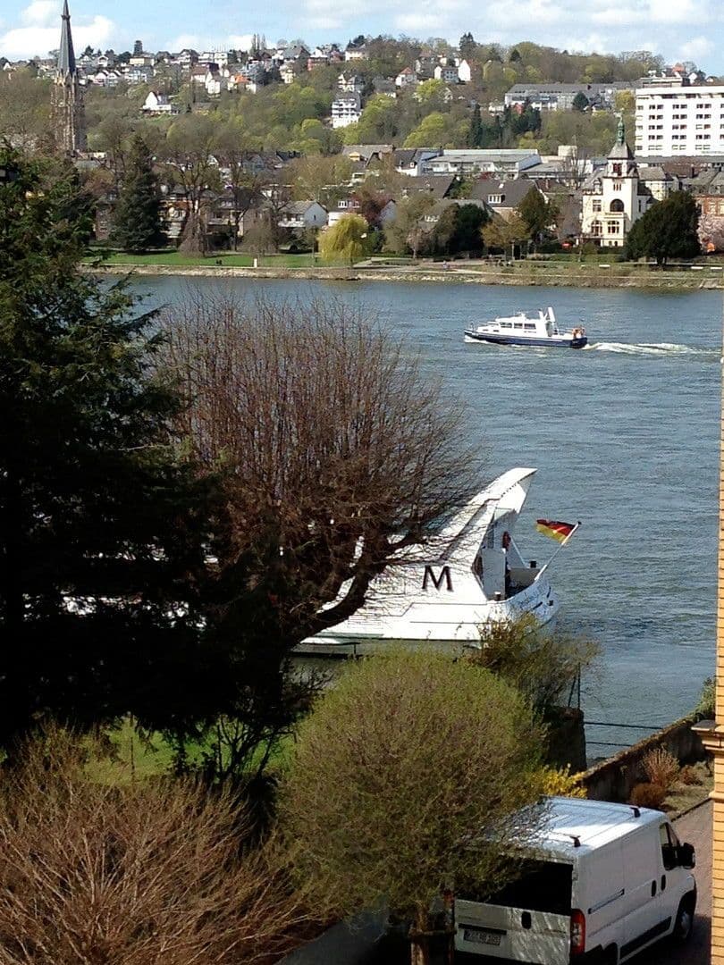 Pronájem bytu 4+1 120 m², Koblenz, Porýní-Falc Pronájem bytu 4+1 120 m², Koblenz, Porýní-Falc