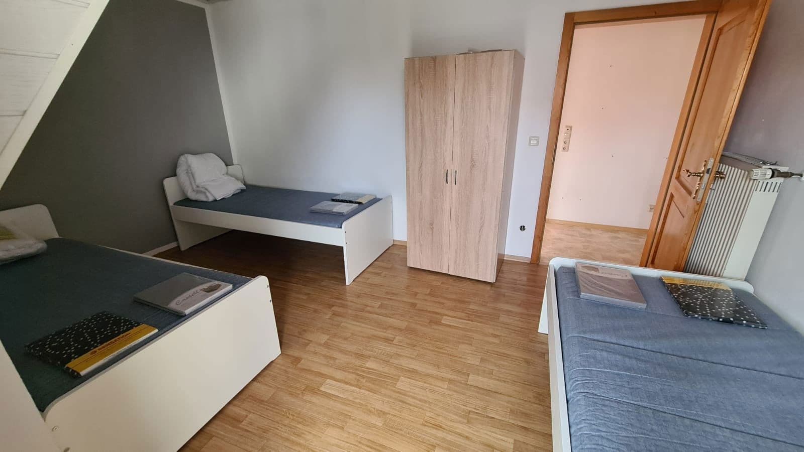 Pronájem bytu 3+1 80 m², Neufahrn, Bavorsko Pronájem bytu 3+1 80 m², Neufahrn, Bavorsko