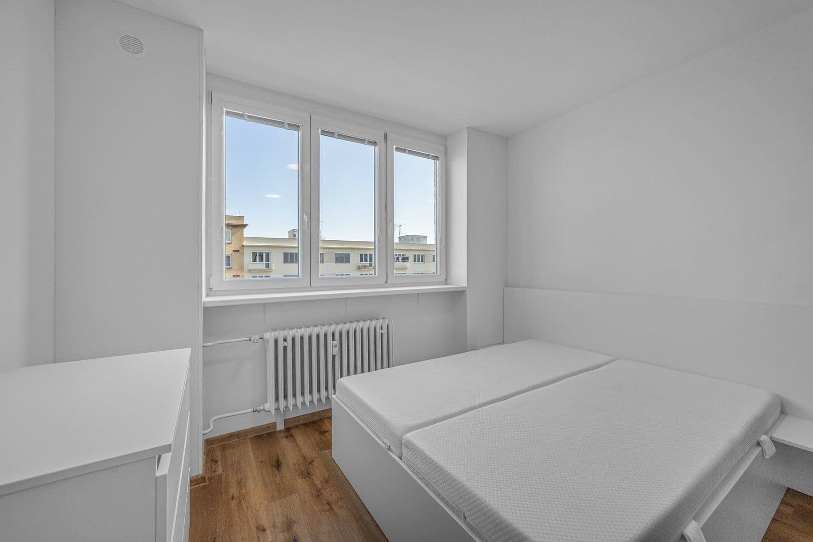 Pronájem bytu 1+1 42 m², Kubánské náměstí, Praha, Praha Pronájem bytu 1+1 42 m², Kubánské náměstí, Praha, Praha