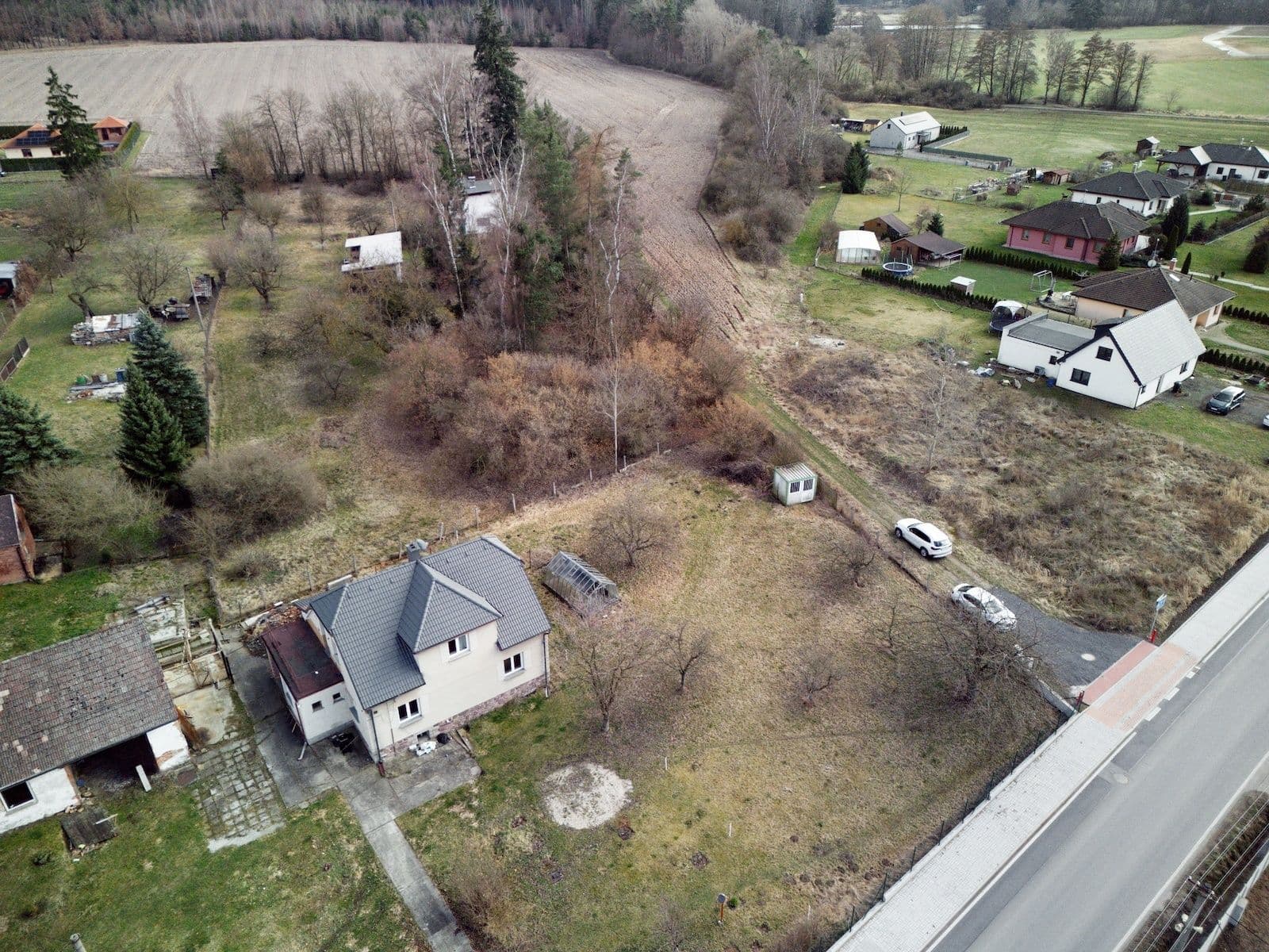 Prodej pozemku 1.036 m², Dobřívská, Mirošov, Plzeňský kraj Prodej pozemku 1.036 m², Dobřívská, Mirošov, Plzeňský kraj