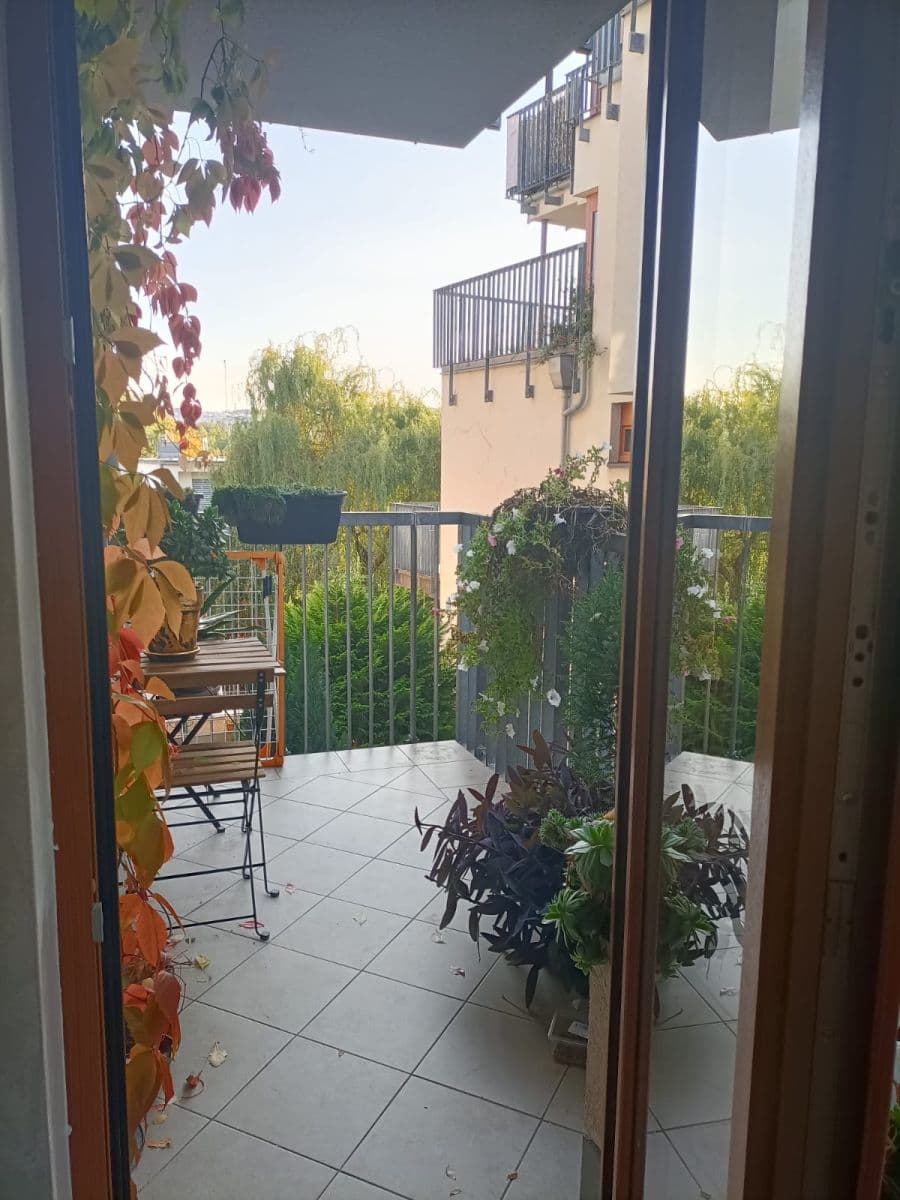 Pronájem bytu 2+kk 65 m², Na Císařce, Praha, Praha Pronájem bytu 2+kk 65 m², Na Císařce, Praha, Praha