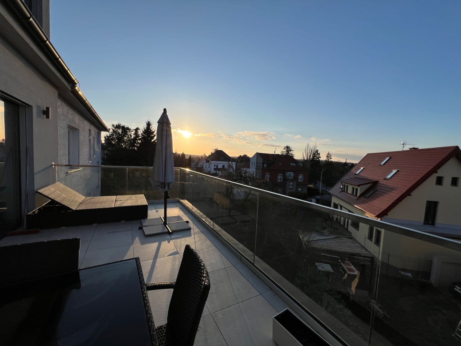Prodej bytu 3+kk 71 m², Vlnitá, Praha, Praha Prodej bytu 3+kk 71 m², Vlnitá, Praha, Praha