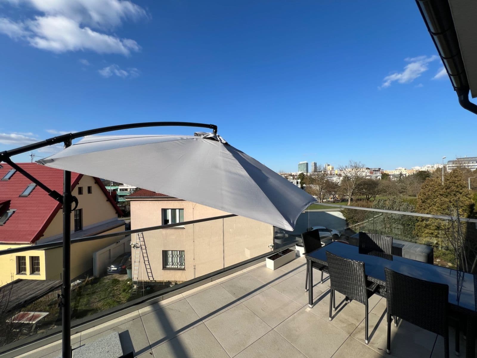 Prodej bytu 3+kk 71 m², Vlnitá, Praha, Praha Prodej bytu 3+kk 71 m², Vlnitá, Praha, Praha