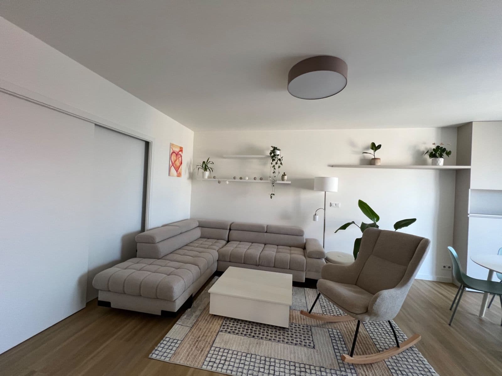 Prodej bytu 3+kk 71 m², Vlnitá, Praha, Praha Prodej bytu 3+kk 71 m², Vlnitá, Praha, Praha