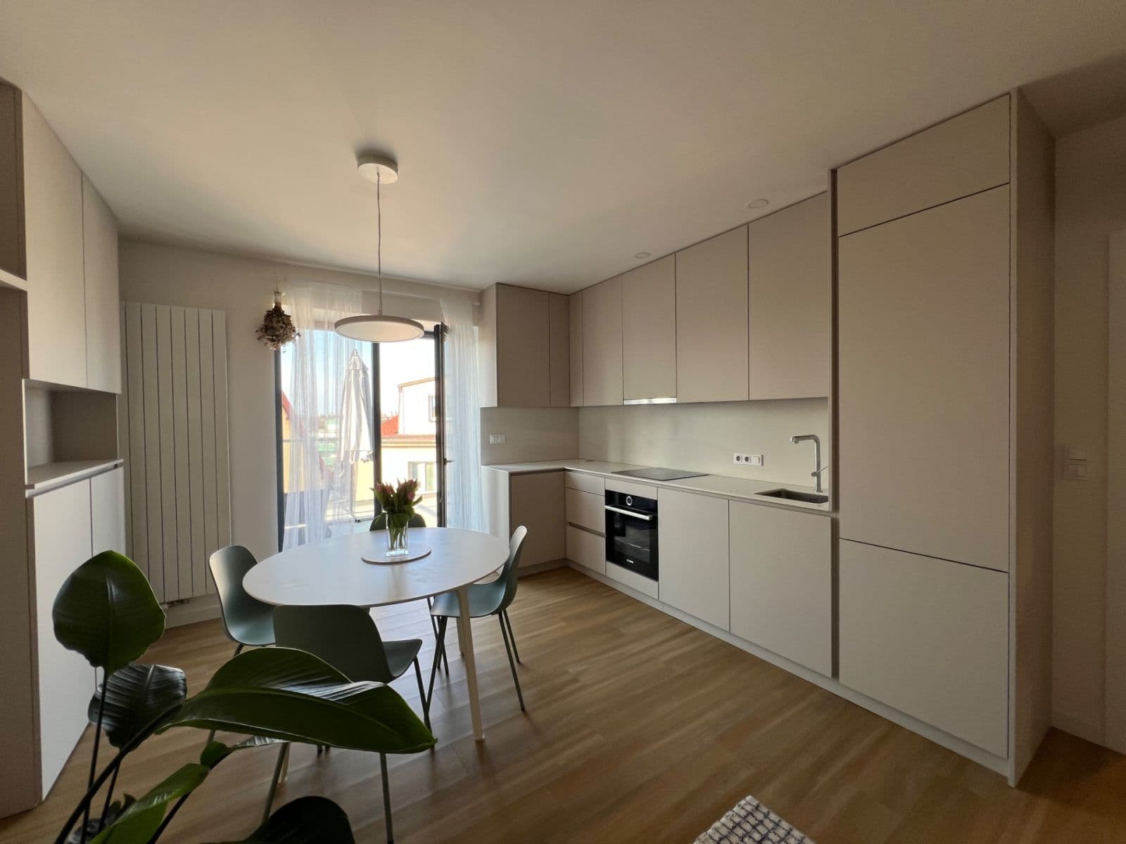 Prodej bytu 3+kk 71 m², Vlnitá, Praha, Praha Prodej bytu 3+kk 71 m², Vlnitá, Praha, Praha