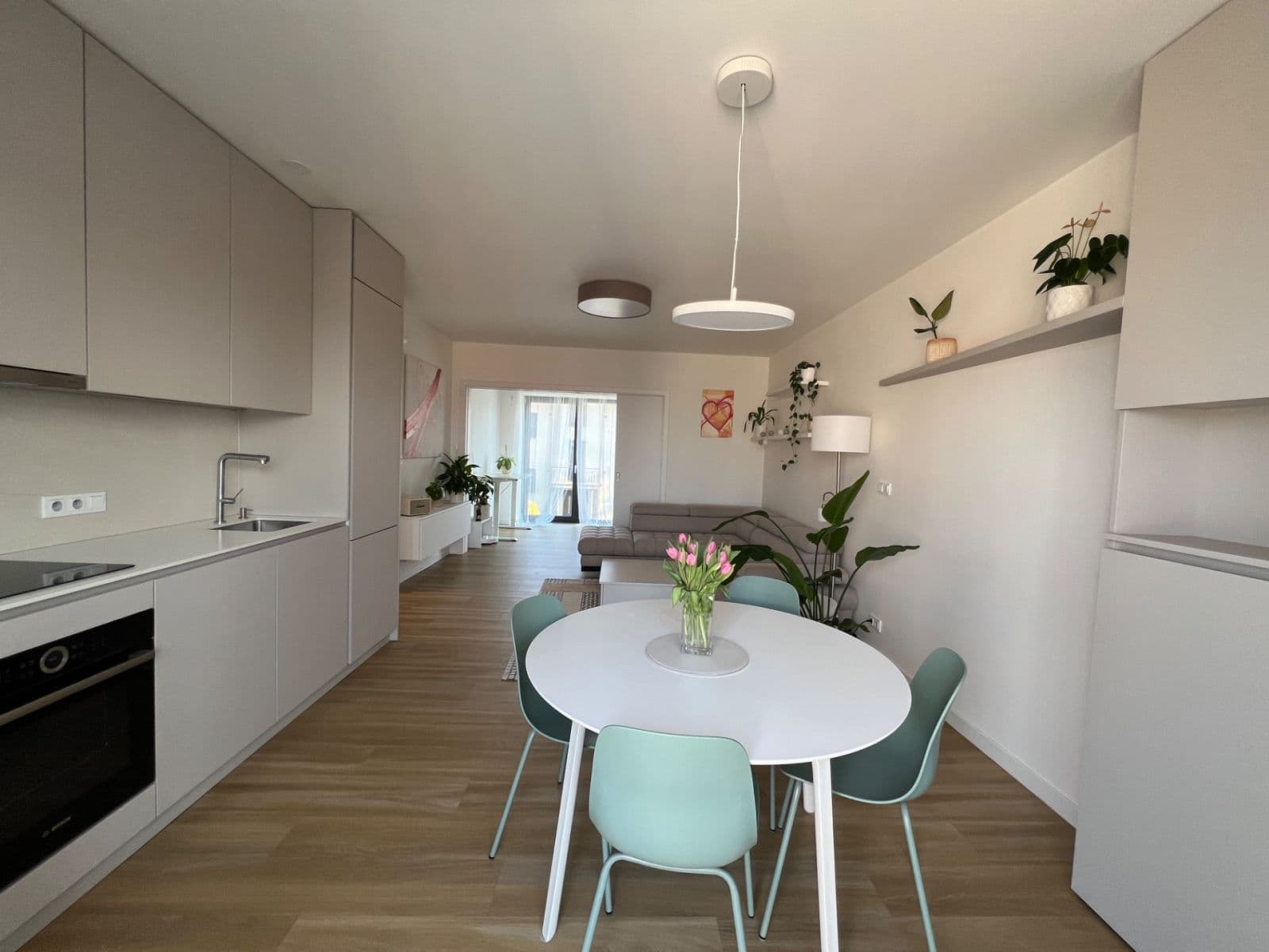 Prodej bytu 3+kk 71 m², Vlnitá, Praha, Praha Prodej bytu 3+kk 71 m², Vlnitá, Praha, Praha
