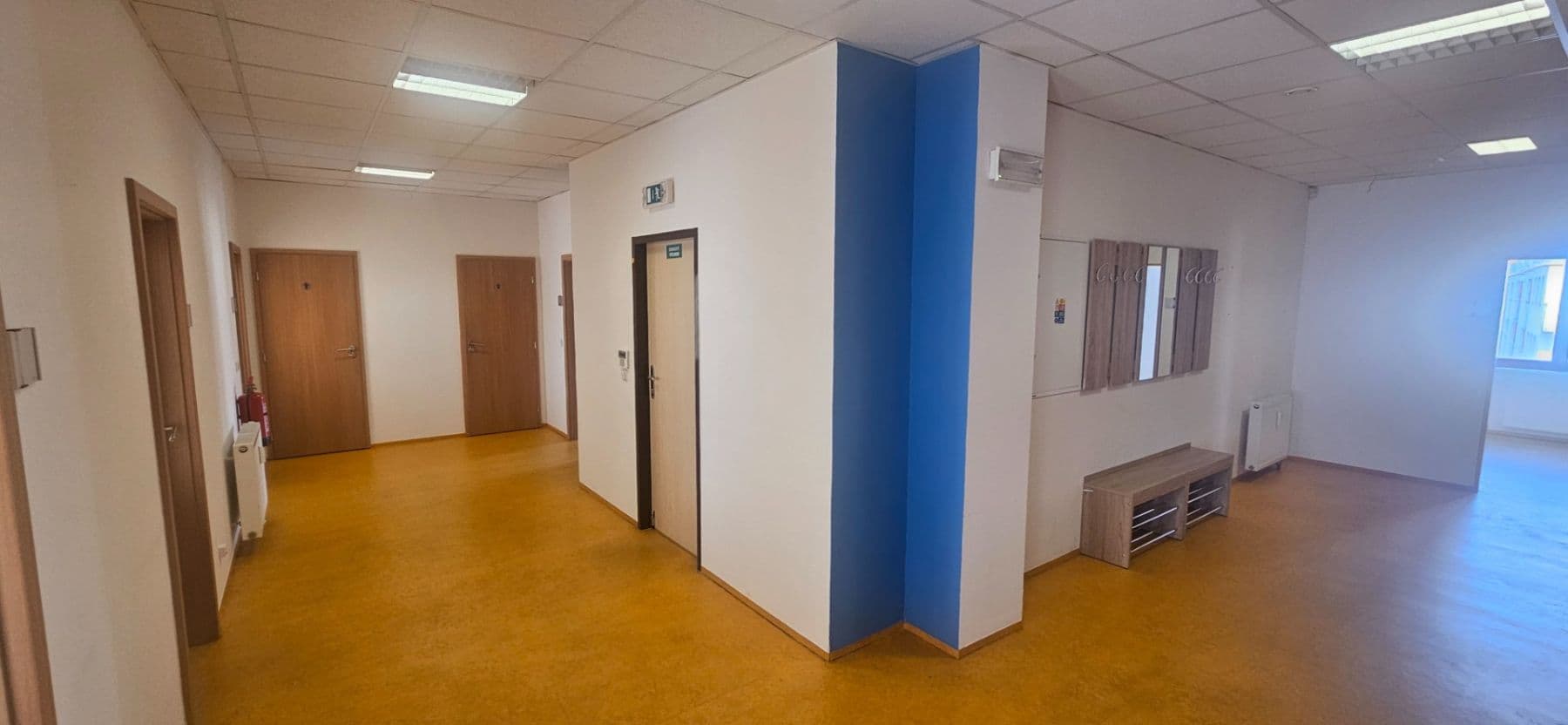 Pronájem nebytového prostoru 200 m², Nad Šutkou, Praha, Praha Pronájem nebytového prostoru 200 m², Nad Šutkou, Praha, Praha