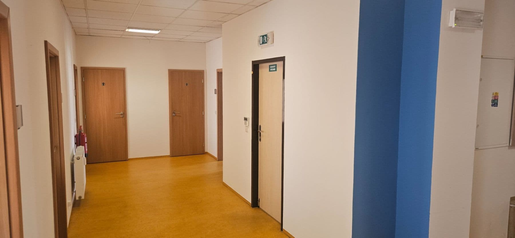 Pronájem nebytového prostoru 200 m², Nad Šutkou, Praha, Praha Pronájem nebytového prostoru 200 m², Nad Šutkou, Praha, Praha