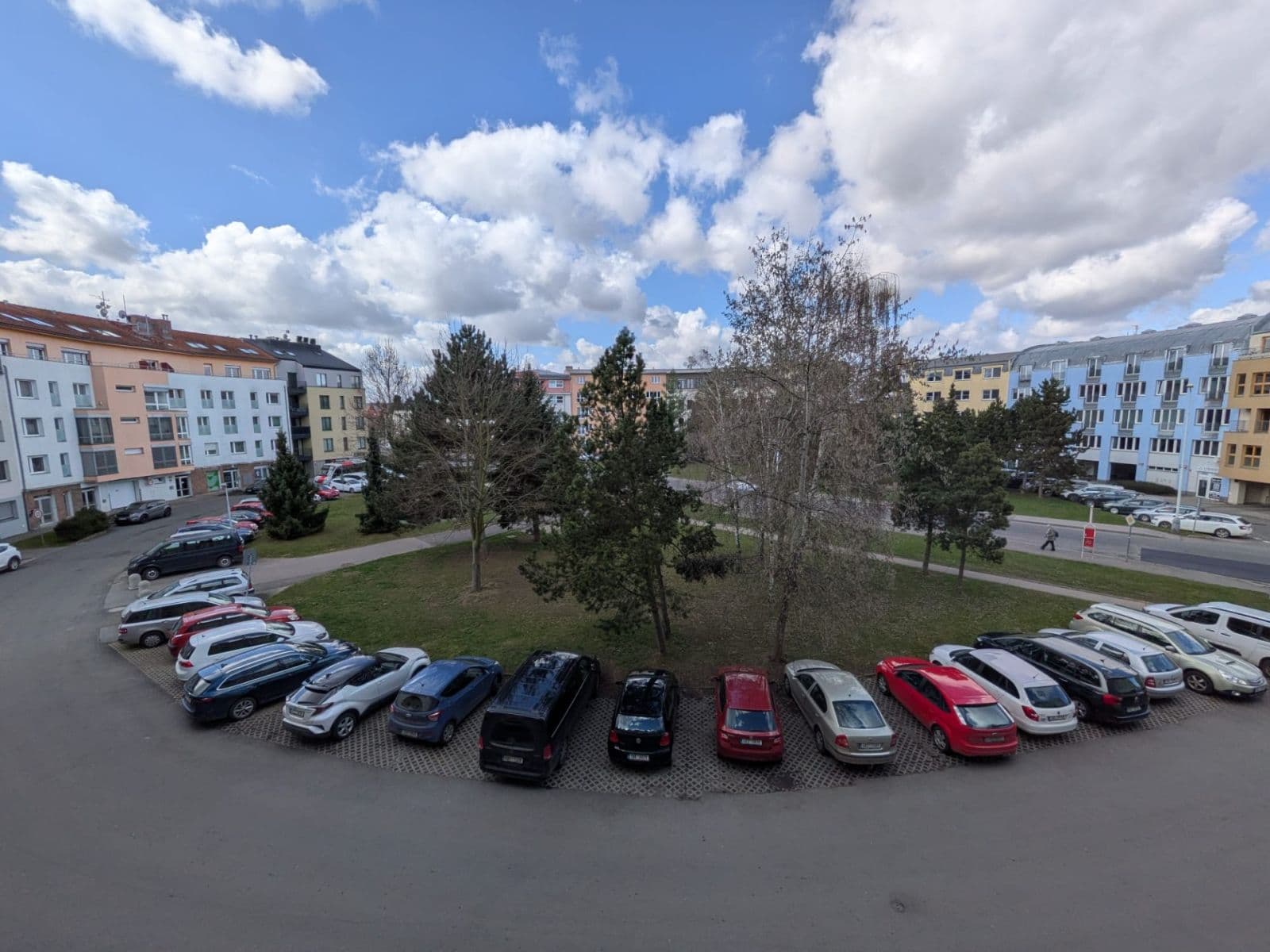 Pronájem bytu 1+kk 23 m², Suchdolské náměstí, Praha, Praha Pronájem bytu 1+kk 23 m², Suchdolské náměstí, Praha, Praha