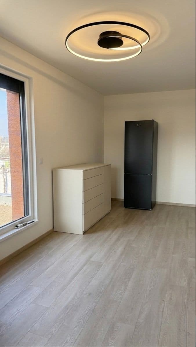 Pronájem bytu 1+kk 39 m², Bukačova, Praha, Praha Pronájem bytu 1+kk 39 m², Bukačova, Praha, Praha