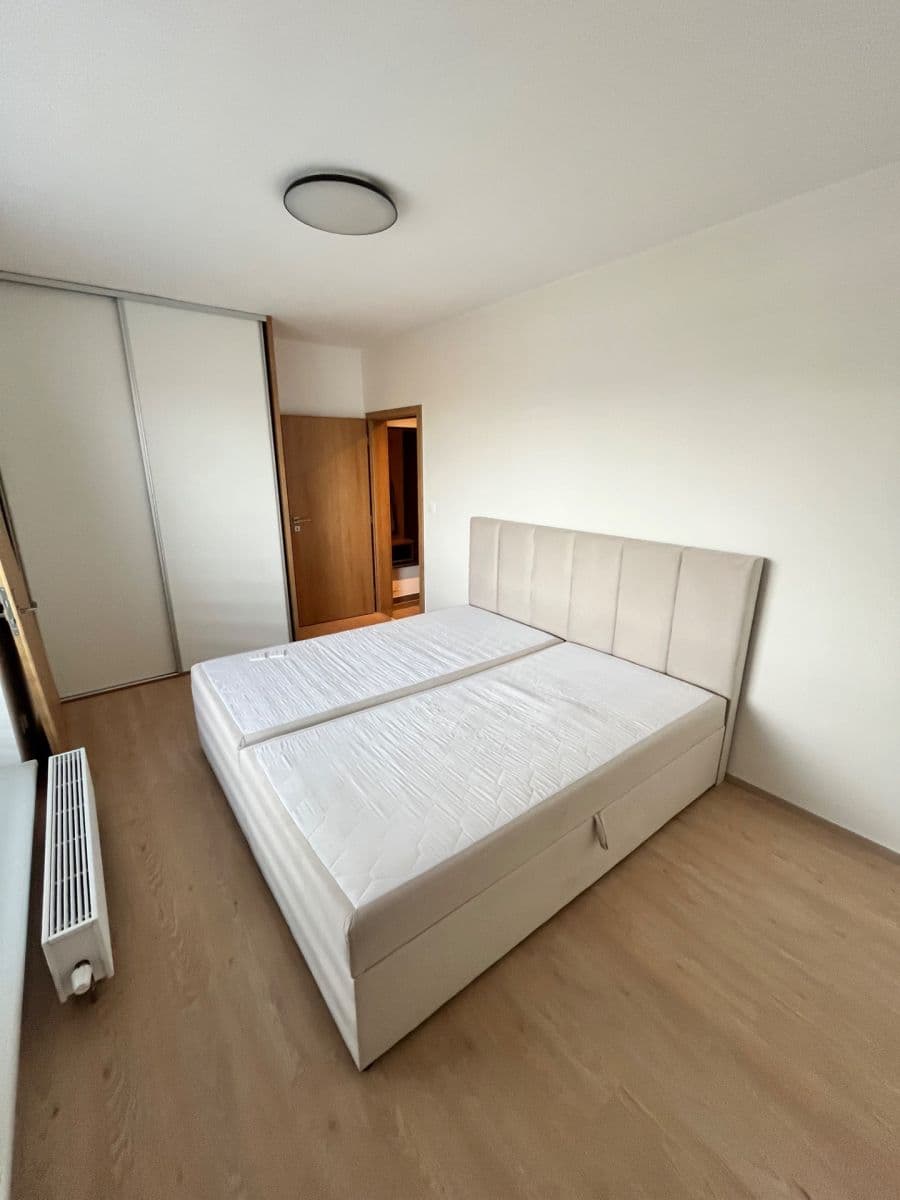 Prodej bytu 2+kk 50 m², Pšeničná, Hostivice, Středočeský kraj Prodej bytu 2+kk 50 m², Pšeničná, Hostivice, Středočeský kraj