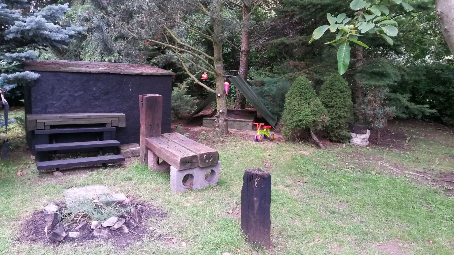 Pronájem chaty, chalupy 30 m², pozemek 1.800 m², Levohradecká, Roztoky, Středočeský kraj Pronájem chaty, chalupy 30 m², pozemek 1.800 m², Levohradecká, Roztoky, Středočeský kraj