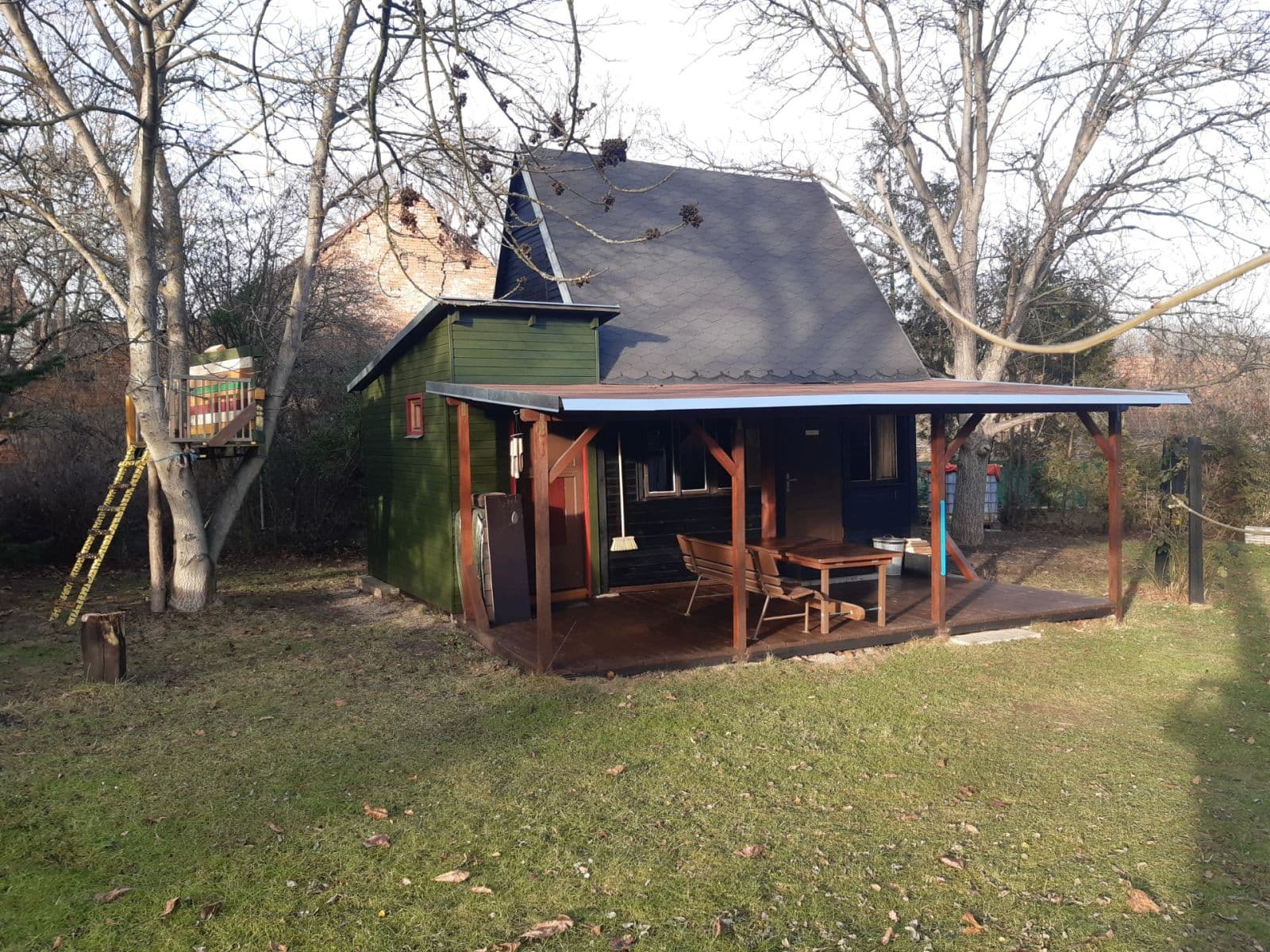 Pronájem chaty, chalupy 30 m², pozemek 1.800 m², Levohradecká, Roztoky, Středočeský kraj Pronájem chaty, chalupy 30 m², pozemek 1.800 m², Levohradecká, Roztoky, Středočeský kraj