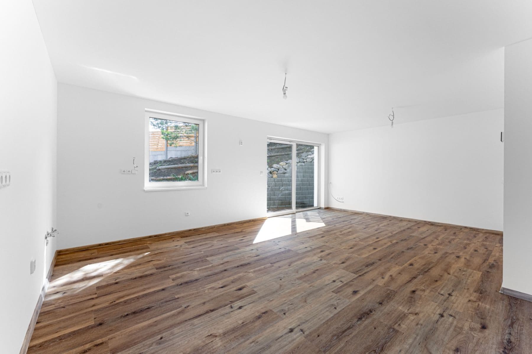 Prodej domu 132 m², pozemek 512 m², Hlavní, Chrustenice, Středočeský kraj Prodej domu 132 m², pozemek 512 m², Hlavní, Chrustenice, Středočeský kraj