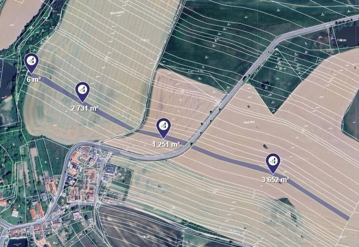 Prodej pozemku 34.003 m², Pavlice, Jihomoravský kraj Prodej pozemku 34.003 m², Pavlice, Jihomoravský kraj