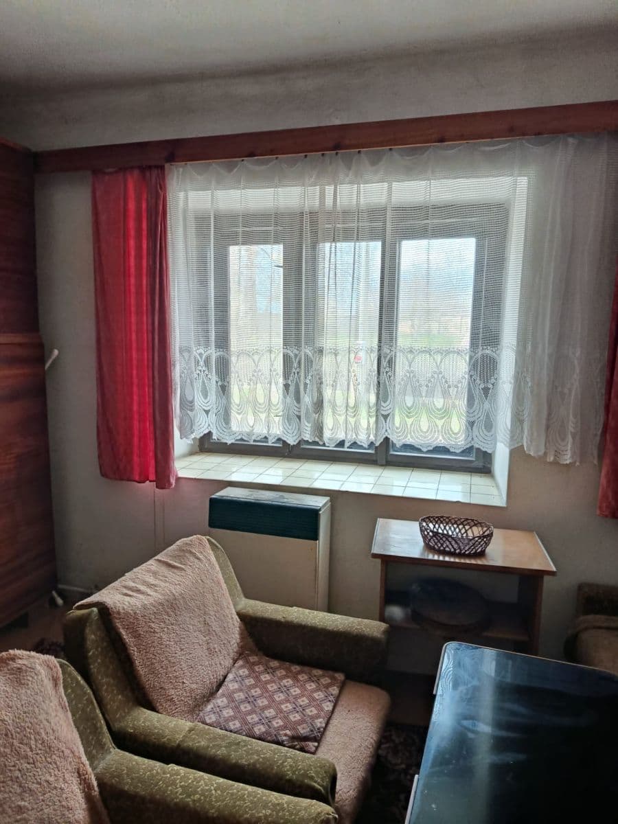 Prodej domu 283 m², pozemek 1.396 m², Hostovlice, Středočeský kraj Prodej domu 283 m², pozemek 1.396 m², Hostovlice, Středočeský kraj