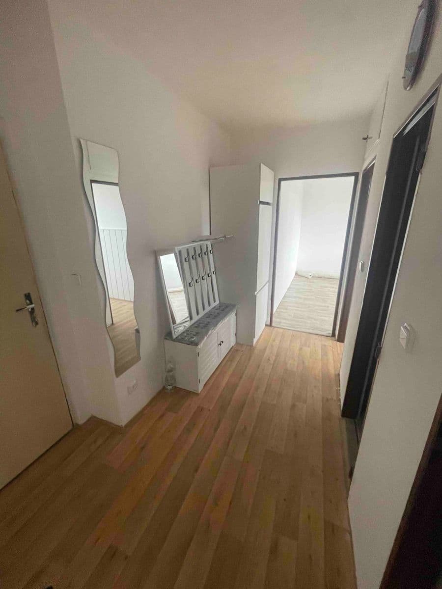 Pronájem bytu 2+1 50 m², Borotín, Jihočeský kraj Pronájem bytu 2+1 50 m², Borotín, Jihočeský kraj