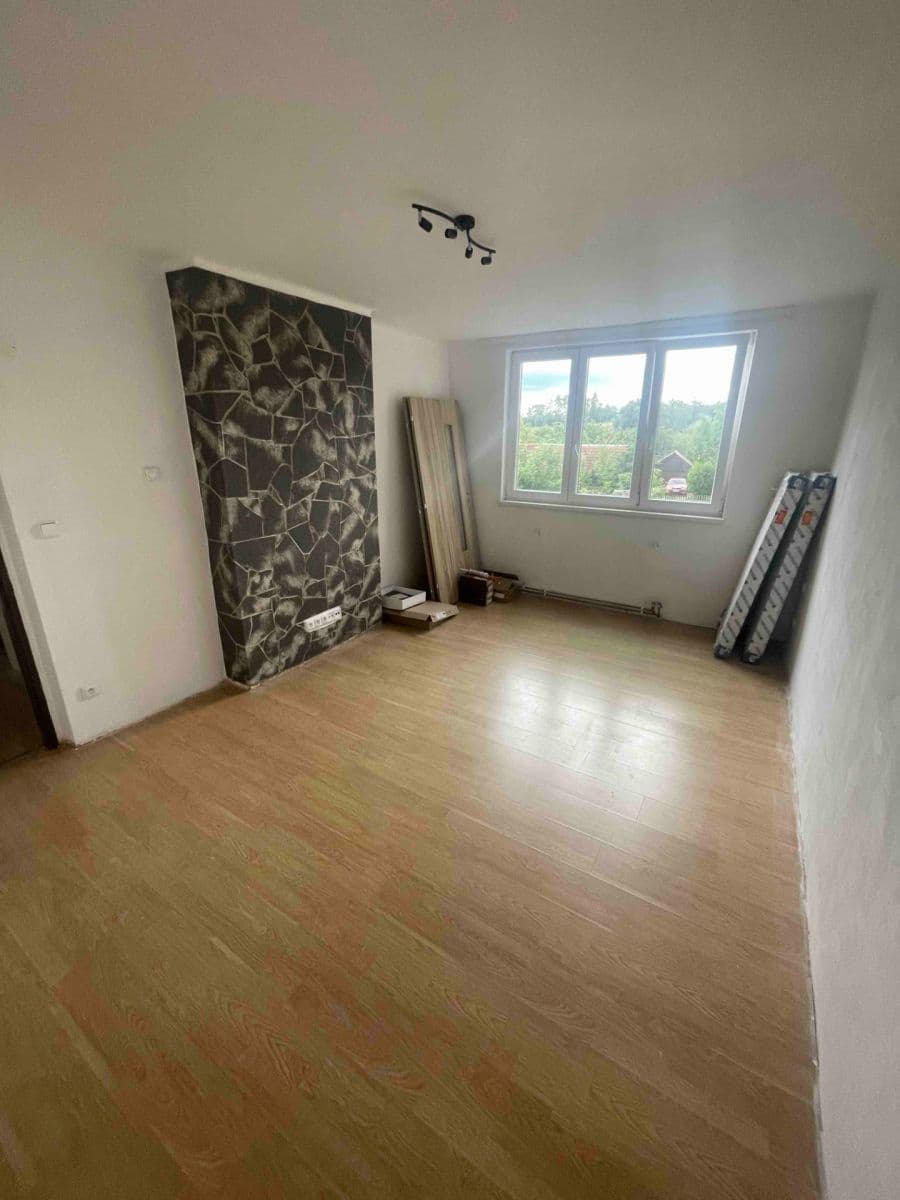 Pronájem bytu 2+1 50 m², Borotín, Jihočeský kraj Pronájem bytu 2+1 50 m², Borotín, Jihočeský kraj