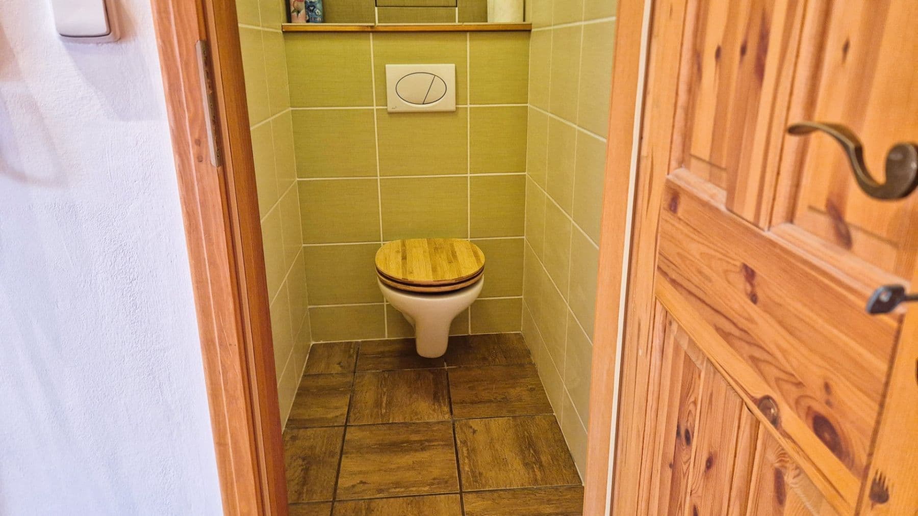 Pronájem bytu 1+1 46 m², T. G. Masaryka, Horoměřice, Středočeský kraj Pronájem bytu 1+1 46 m², T. G. Masaryka, Horoměřice, Středočeský kraj