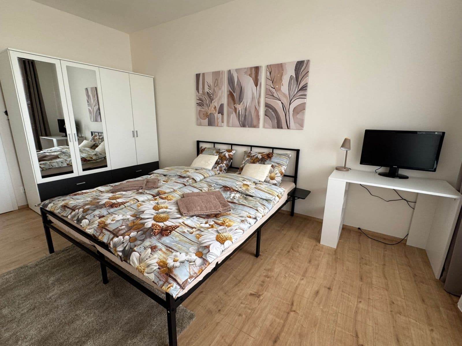 Pronájem bytu 2+kk 55 m², Praha, Praha Pronájem bytu 2+kk 55 m², Praha, Praha