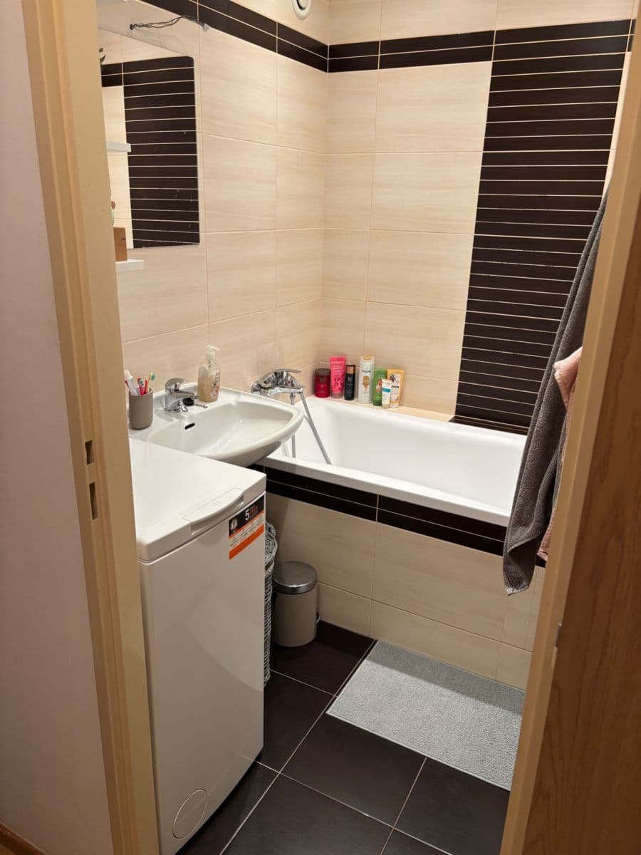 Pronájem bytu 2+kk 43 m², Kettnerova, Praha, Praha Pronájem bytu 2+kk 43 m², Kettnerova, Praha, Praha