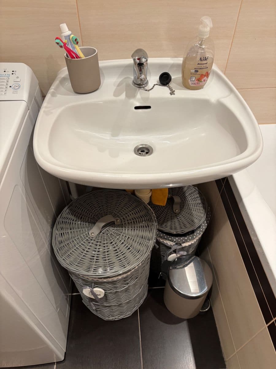 Pronájem bytu 2+kk 43 m², Kettnerova, Praha, Praha Pronájem bytu 2+kk 43 m², Kettnerova, Praha, Praha