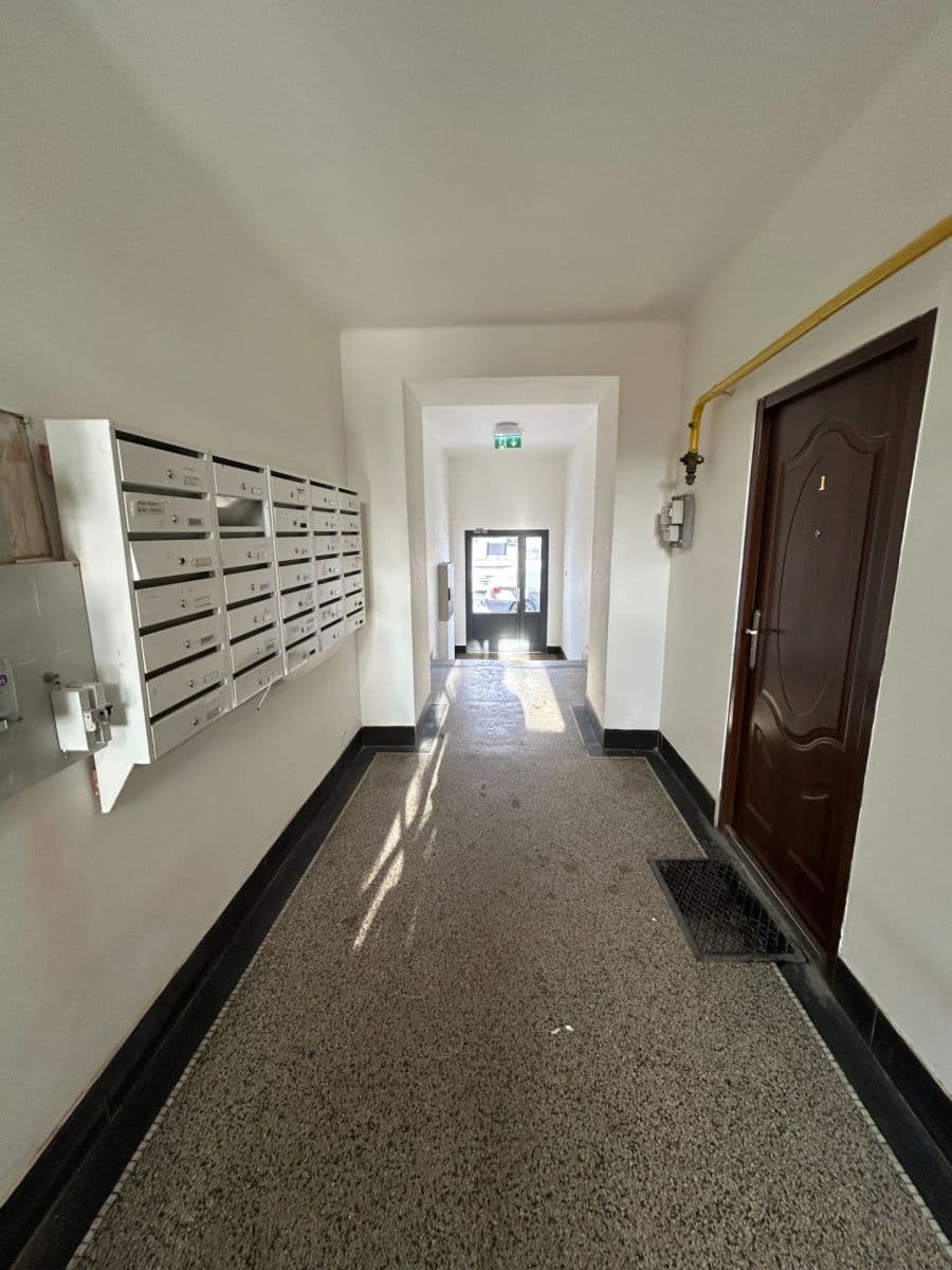 Prodej bytu 1+kk 22 m², Kolbenova, Praha, Praha Prodej bytu 1+kk 22 m², Kolbenova, Praha, Praha