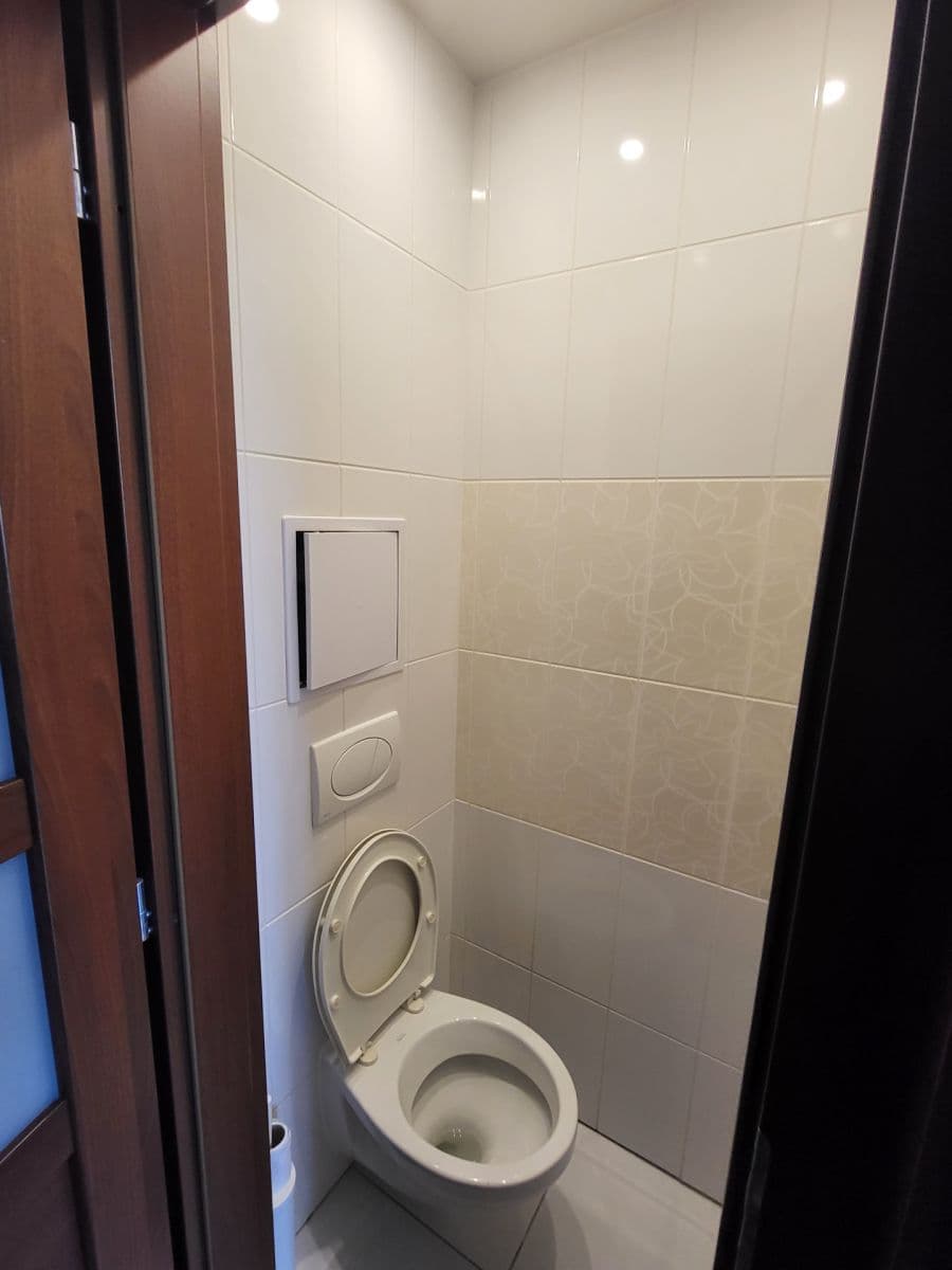 Pronájem bytu 1+kk 30 m², Palachova, Ústí nad Labem, Ústecký kraj Pronájem bytu 1+kk 30 m², Palachova, Ústí nad Labem, Ústecký kraj