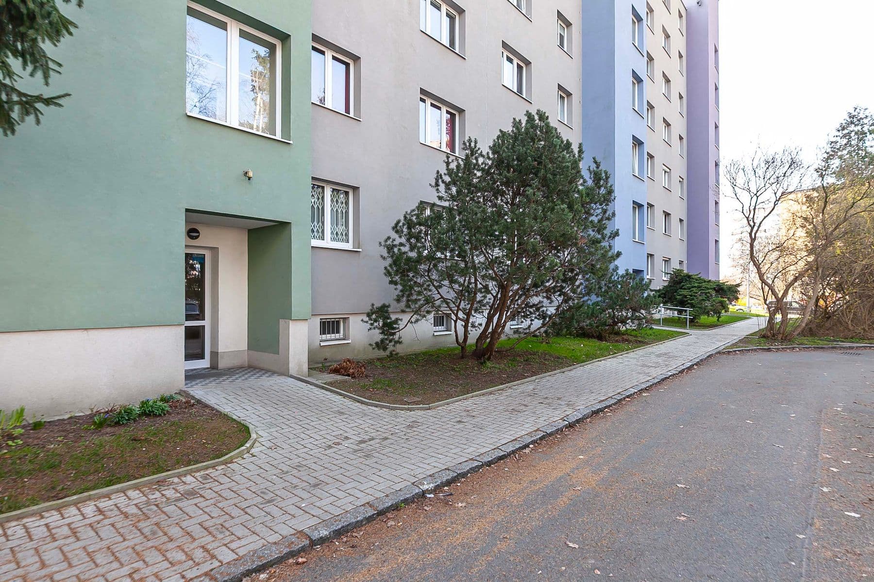 Prodej bytu 2+1 60 m², Kapraďová, Praha, Praha Prodej bytu 2+1 60 m², Kapraďová, Praha, Praha
