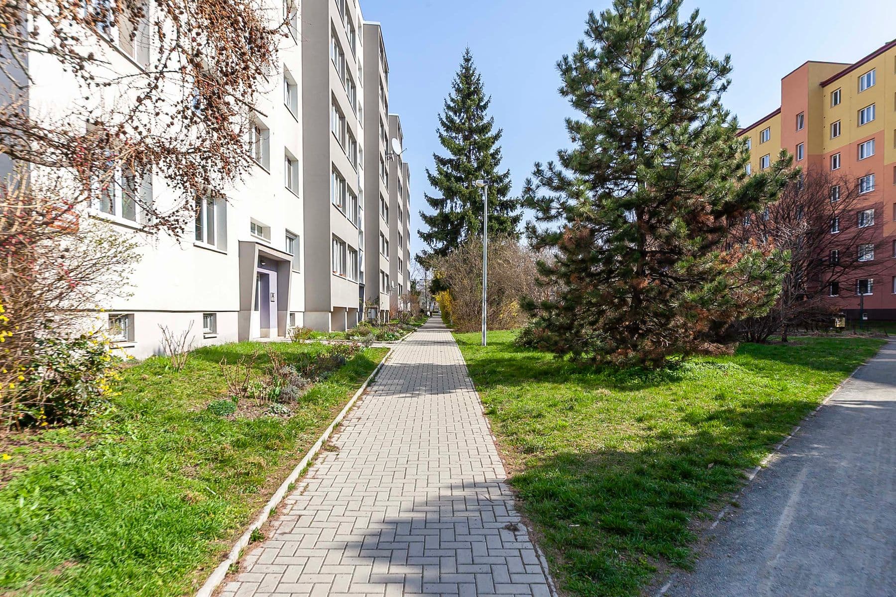 Prodej bytu 2+1 60 m², Kapraďová, Praha, Praha Prodej bytu 2+1 60 m², Kapraďová, Praha, Praha