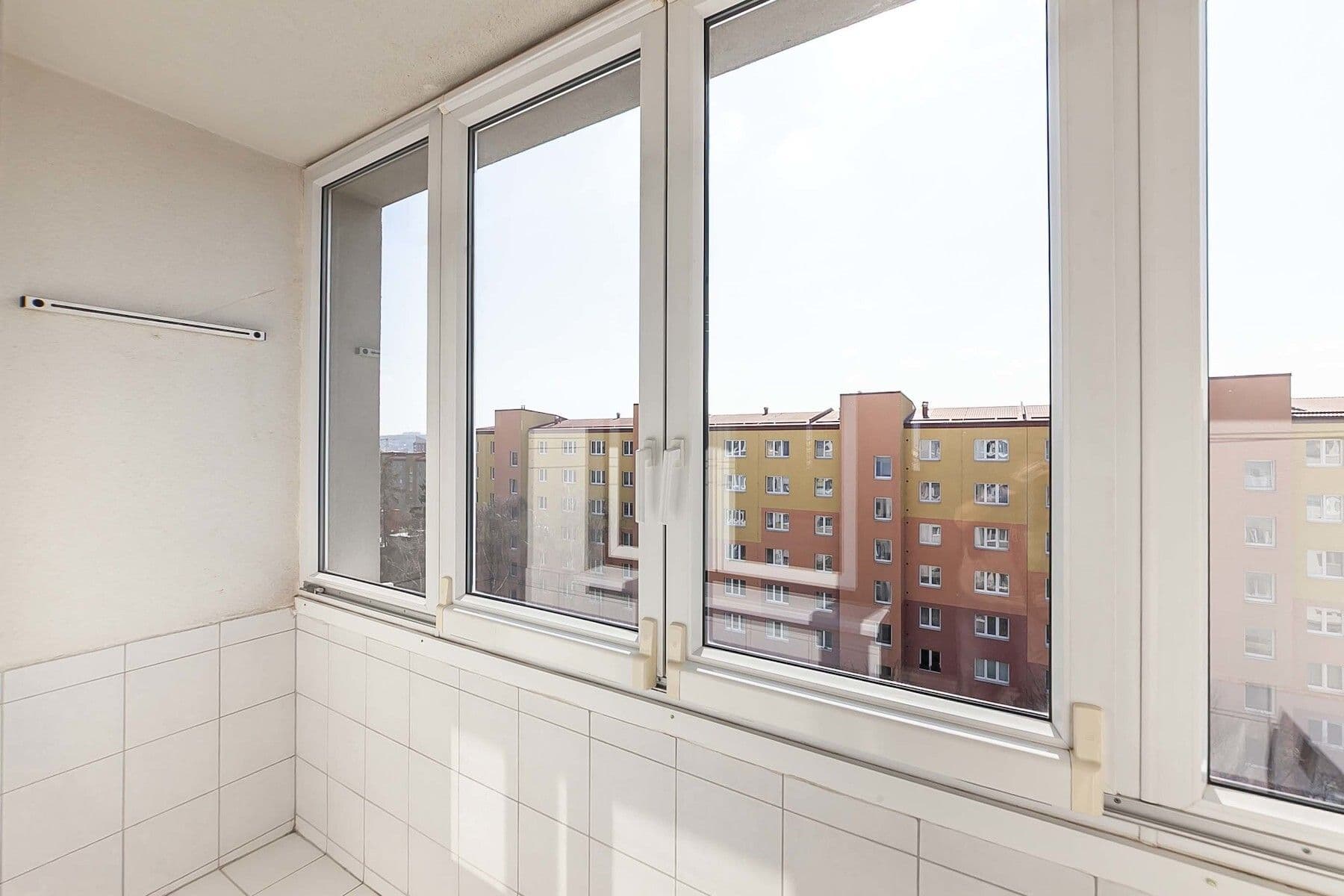 Prodej bytu 2+1 60 m², Kapraďová, Praha, Praha Prodej bytu 2+1 60 m², Kapraďová, Praha, Praha