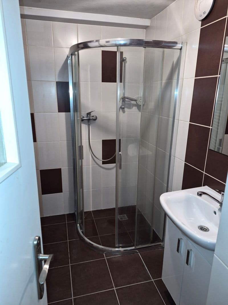 Pronájem bytu 1+1 35 m², Střední, Brno, Jihomoravský kraj Pronájem bytu 1+1 35 m², Střední, Brno, Jihomoravský kraj