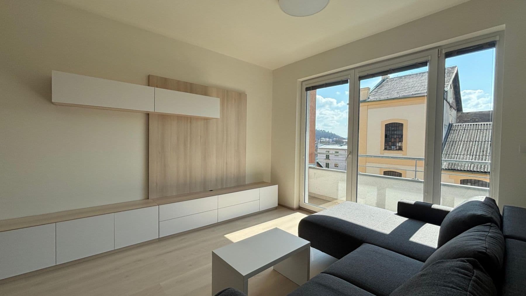 Pronájem bytu 2+kk 60 m², Petrohradská, Praha, Praha Pronájem bytu 2+kk 60 m², Petrohradská, Praha, Praha