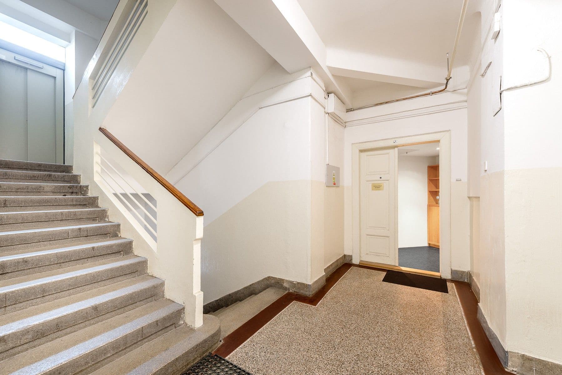 Prodej bytu 3+kk 65 m², Jaromírova, Praha, Praha Prodej bytu 3+kk 65 m², Jaromírova, Praha, Praha