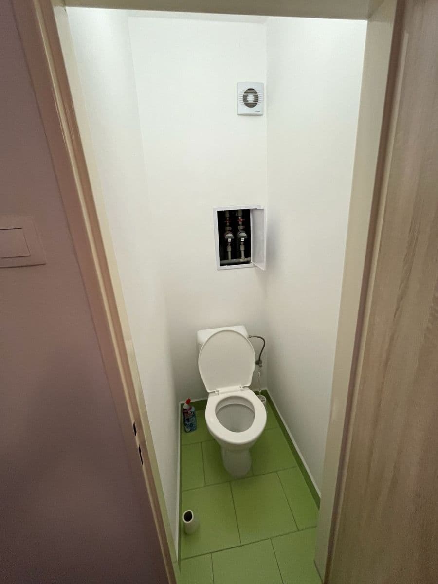 Prodej bytu 2+1 47 m², Masarykova, Nové Město na Moravě, Kraj Vysočina Prodej bytu 2+1 47 m², Masarykova, Nové Město na Moravě, Kraj Vysočina