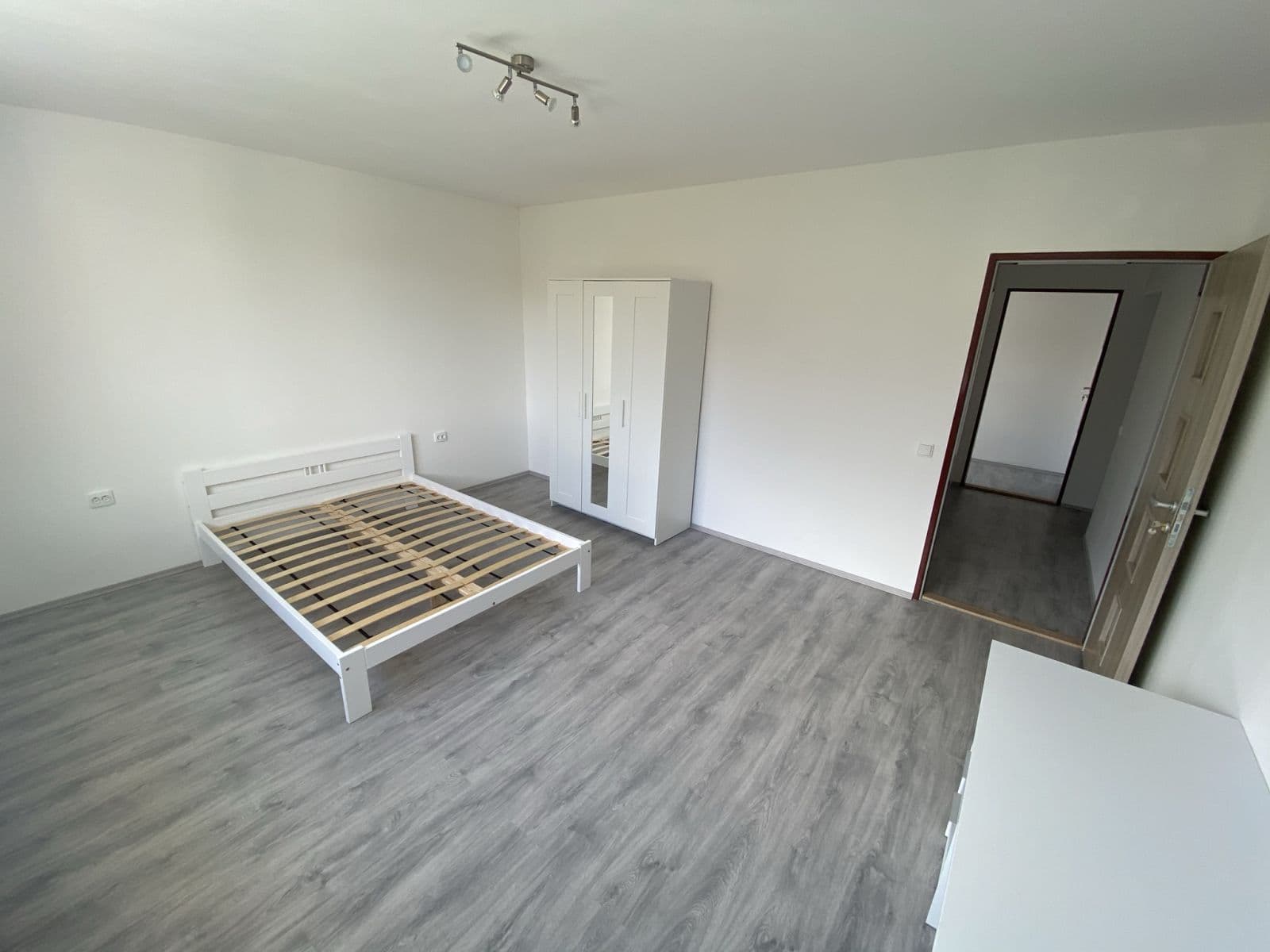 Pronájem bytu 5+1 115 m², Jižní Ⅱ, Praha, Praha Pronájem bytu 5+1 115 m², Jižní Ⅱ, Praha, Praha