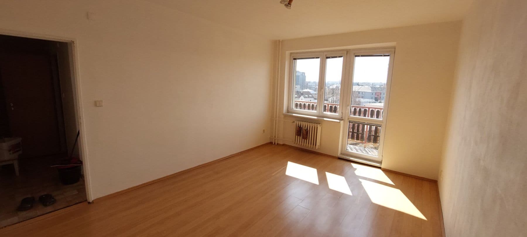 Prodej bytu 1+1 40 m², Korunní, Ostrava, Moravskoslezský kraj Prodej bytu 1+1 40 m², Korunní, Ostrava, Moravskoslezský kraj