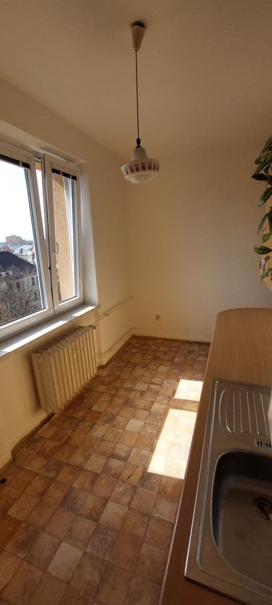 Prodej bytu 1+1 40 m², Korunní, Ostrava, Moravskoslezský kraj Prodej bytu 1+1 40 m², Korunní, Ostrava, Moravskoslezský kraj