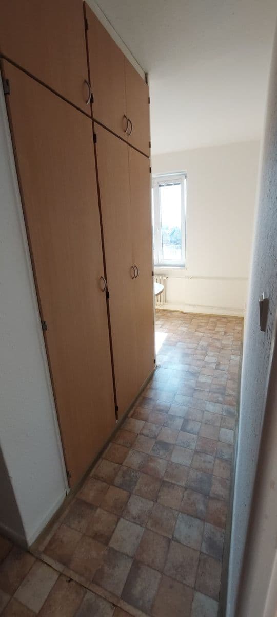 Prodej bytu 1+1 40 m², Korunní, Ostrava, Moravskoslezský kraj Prodej bytu 1+1 40 m², Korunní, Ostrava, Moravskoslezský kraj