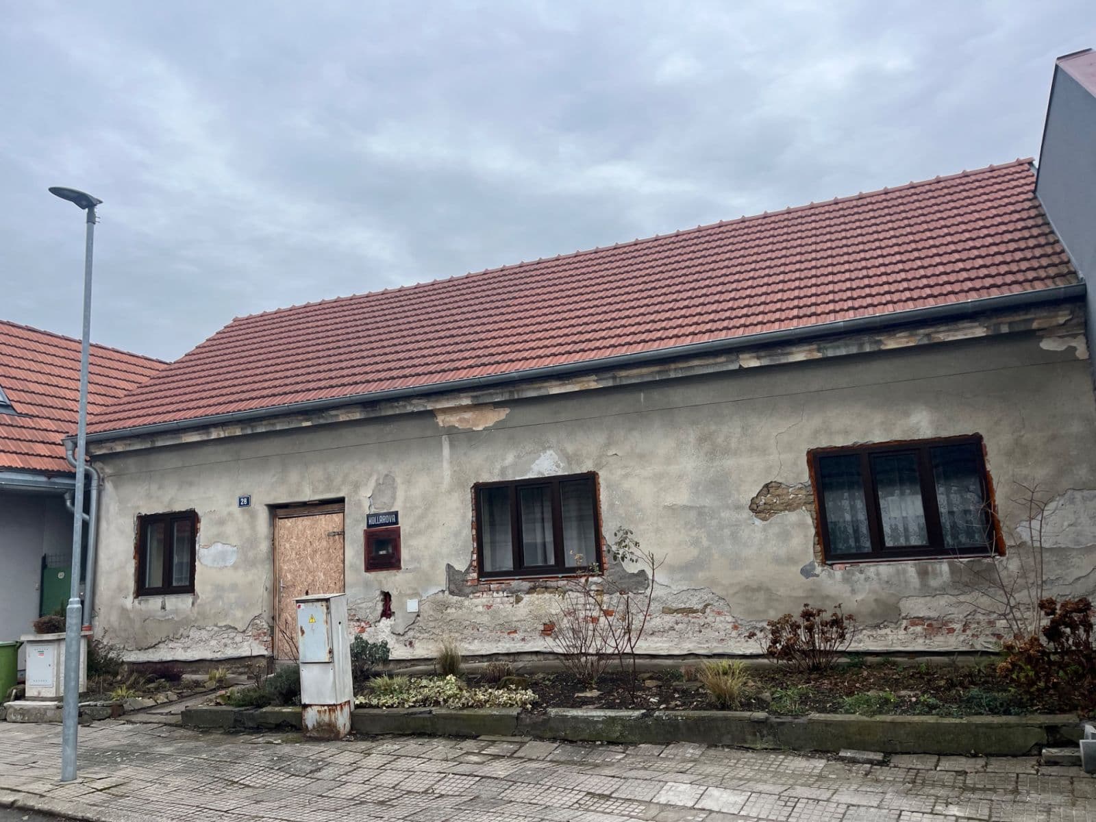 Prodej domu 110 m², pozemek 500 m², Kollárova, Napajedla, Zlínský kraj Prodej domu 110 m², pozemek 500 m², Kollárova, Napajedla, Zlínský kraj