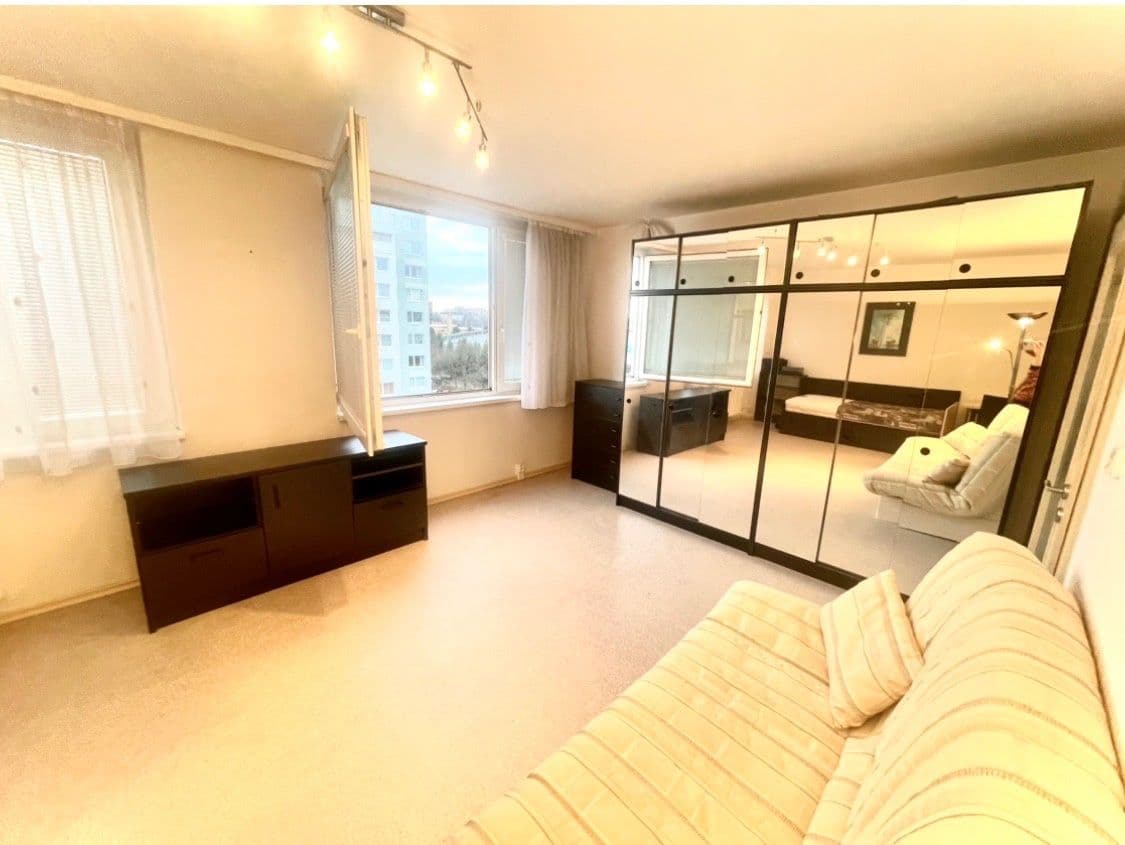 Pronájem bytu 1+kk 33 m², Blattného, Praha, Praha Pronájem bytu 1+kk 33 m², Blattného, Praha, Praha