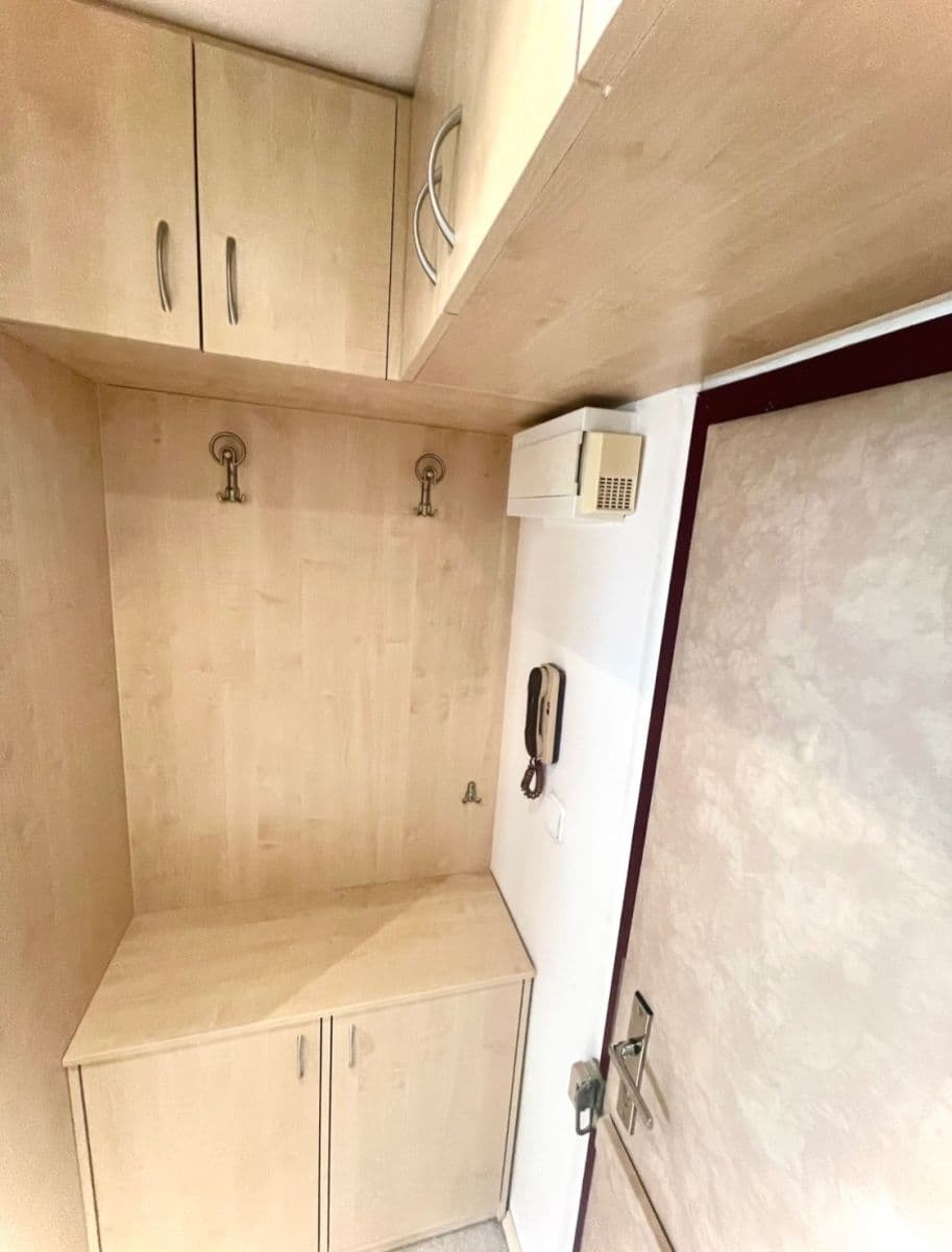 Pronájem bytu 1+kk 33 m², Blattného, Praha, Praha Pronájem bytu 1+kk 33 m², Blattného, Praha, Praha