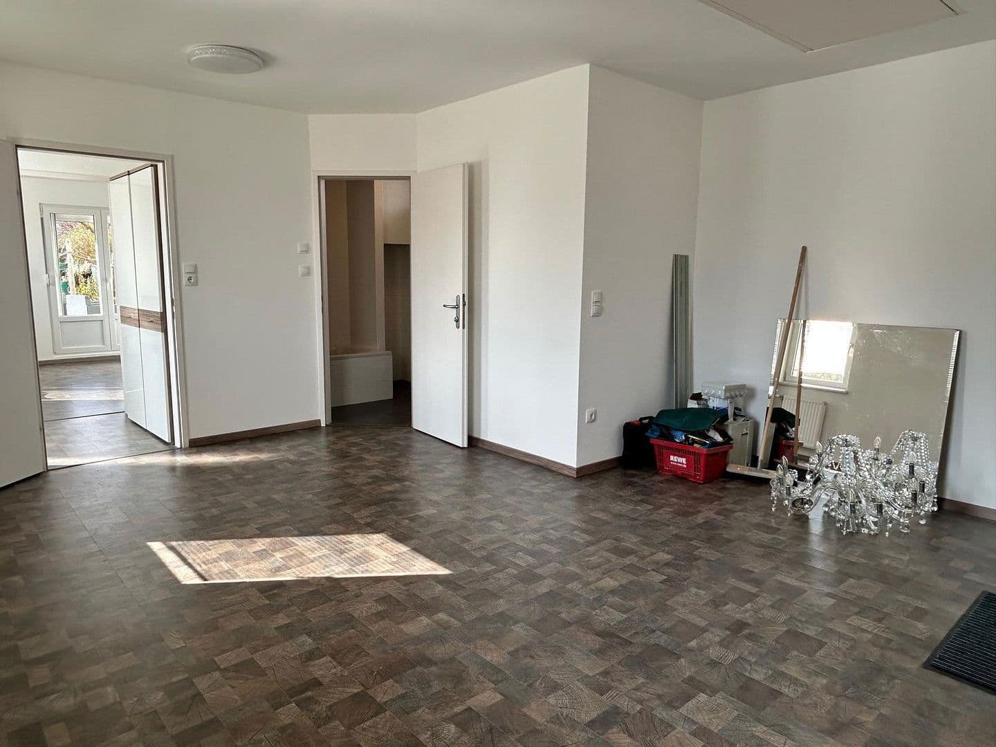Pronájem domu 130 m², pozemek 589 m², Maria Lourd Weg 9, Enzersfel im Weinviertel, Dolní Rakousko Pronájem domu 130 m², pozemek 589 m², Maria Lourd Weg 9, Enzersfel im Weinviertel, Dolní Rakousko
