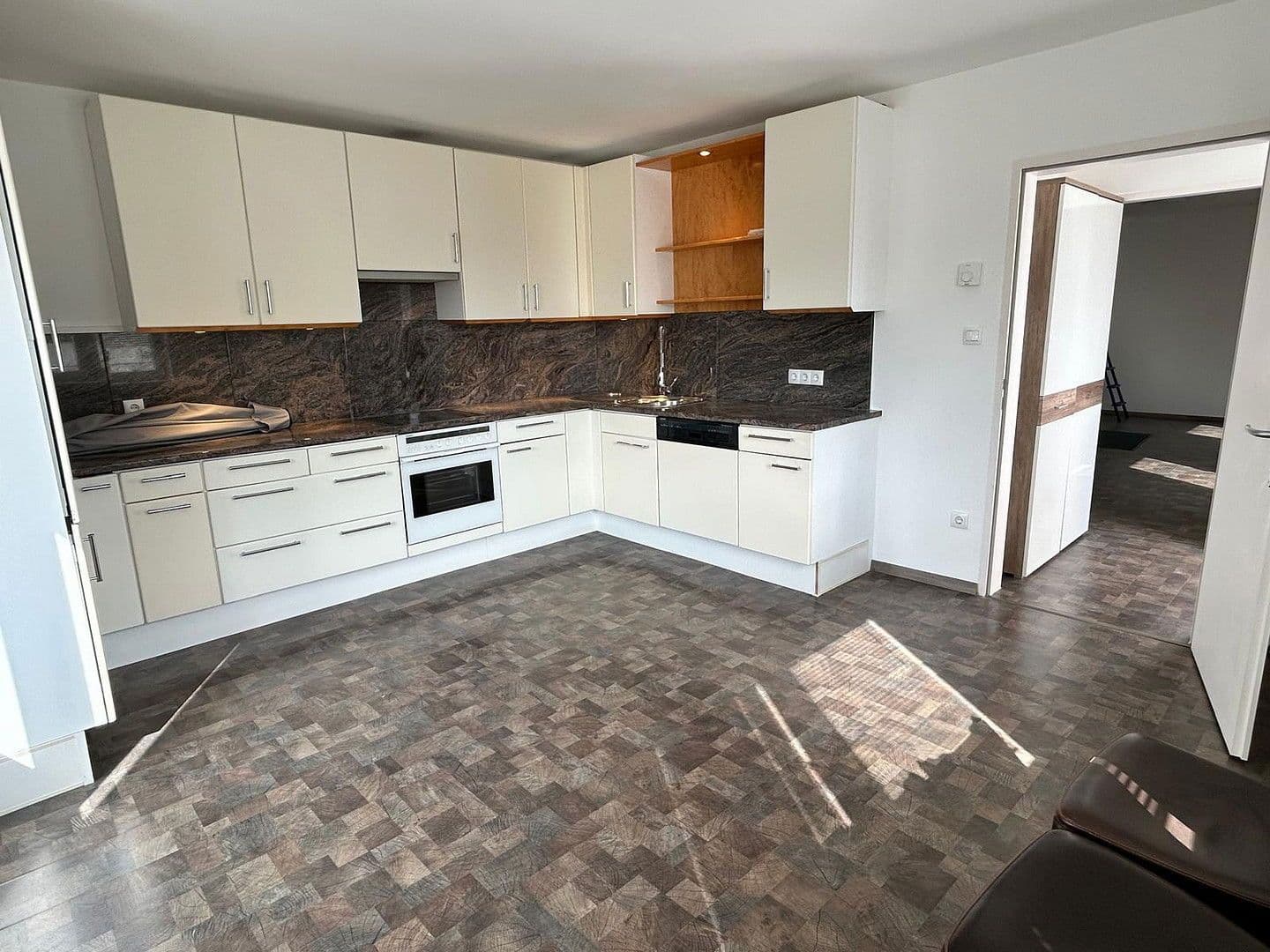 Pronájem domu 130 m², pozemek 589 m², Maria Lourd Weg 9, Enzersfel im Weinviertel, Dolní Rakousko Pronájem domu 130 m², pozemek 589 m², Maria Lourd Weg 9, Enzersfel im Weinviertel, Dolní Rakousko